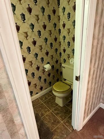 4 Grayson Ridge Drive, Washington, MO 63090