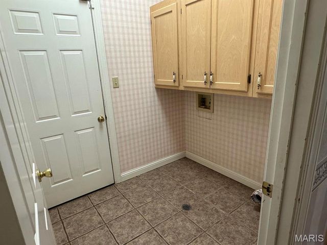 4 Grayson Ridge Drive, Washington, MO 63090