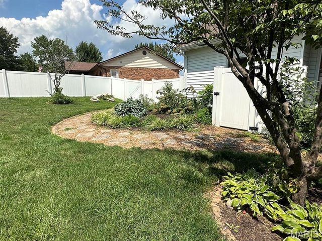 4 Grayson Ridge Drive, Washington, MO 63090