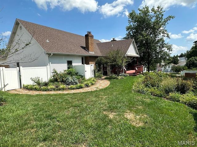 4 Grayson Ridge Drive, Washington, MO 63090