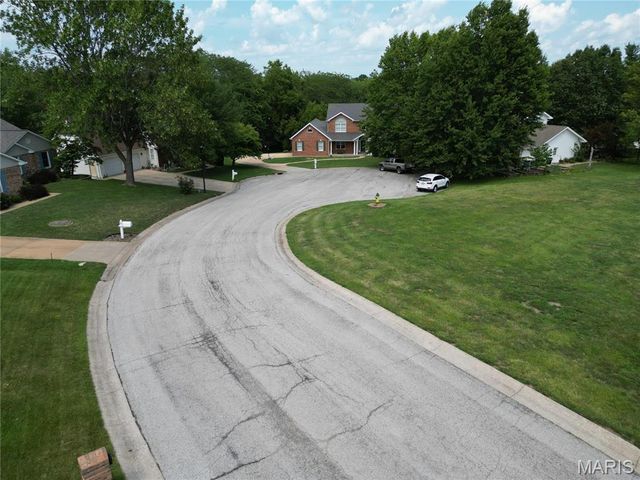 4 Grayson Ridge Drive, Washington, MO 63090