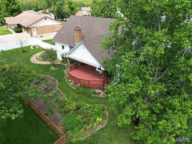 4 Grayson Ridge Drive, Washington, MO 63090