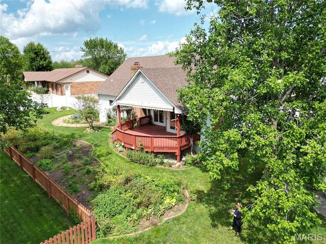 4 Grayson Ridge Drive, Washington, MO 63090