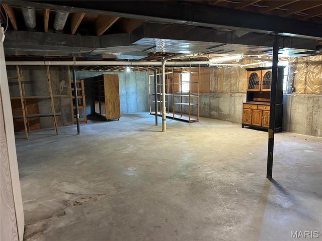 4 Grayson Ridge Drive, Washington, MO 63090
