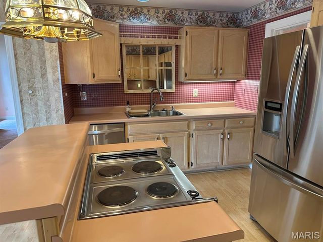 4 Grayson Ridge Drive, Washington, MO 63090