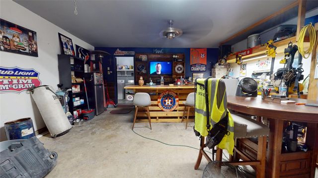 315 Crosby Village Drive, Crosby, TX 77532