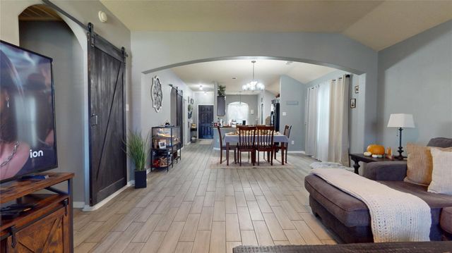 315 Crosby Village Drive, Crosby, TX 77532