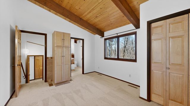 6835 Buckthorn Drive NW, Rochester, MN 55901