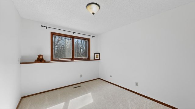 6835 Buckthorn Drive NW, Rochester, MN 55901