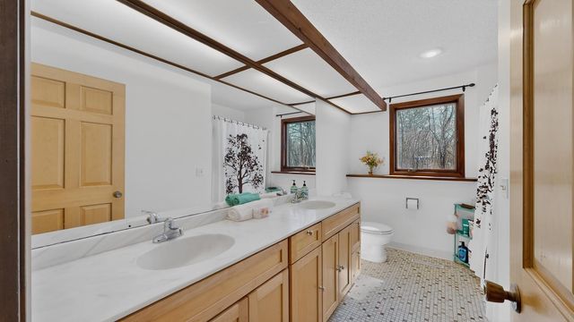 6835 Buckthorn Drive NW, Rochester, MN 55901