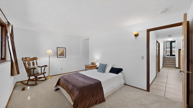 6835 Buckthorn Drive NW, Rochester, MN 55901