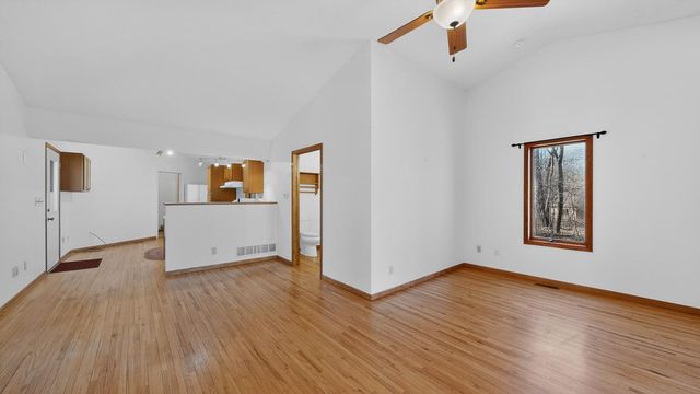 6835 Buckthorn Drive NW, Rochester, MN 55901