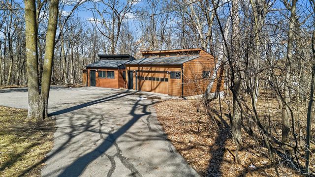 6835 Buckthorn Drive NW, Rochester, MN 55901