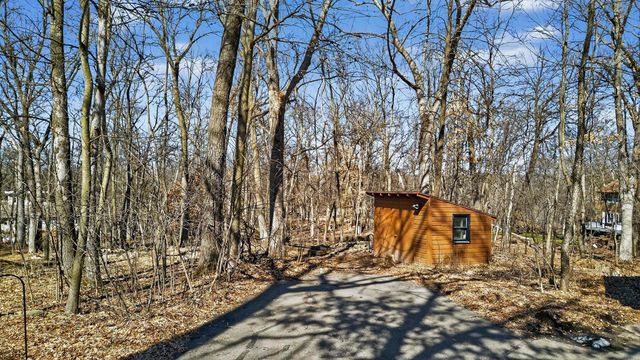 6835 Buckthorn Drive NW, Rochester, MN 55901