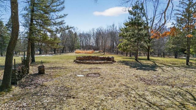 6835 Buckthorn Drive NW, Rochester, MN 55901