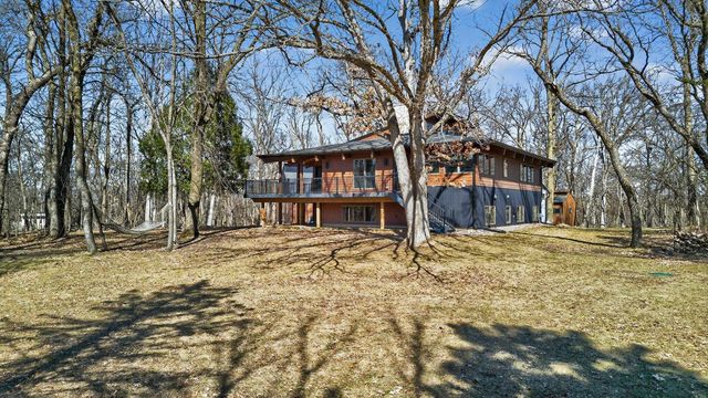 6835 Buckthorn Drive NW, Rochester, MN 55901