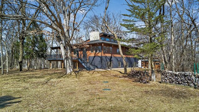 6835 Buckthorn Drive NW, Rochester, MN 55901