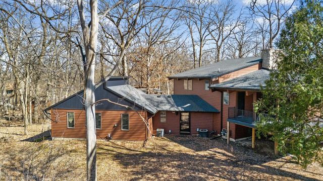 6835 Buckthorn Drive NW, Rochester, MN 55901