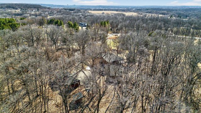 6835 Buckthorn Drive NW, Rochester, MN 55901