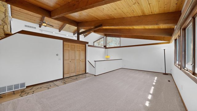 6835 Buckthorn Drive NW, Rochester, MN 55901