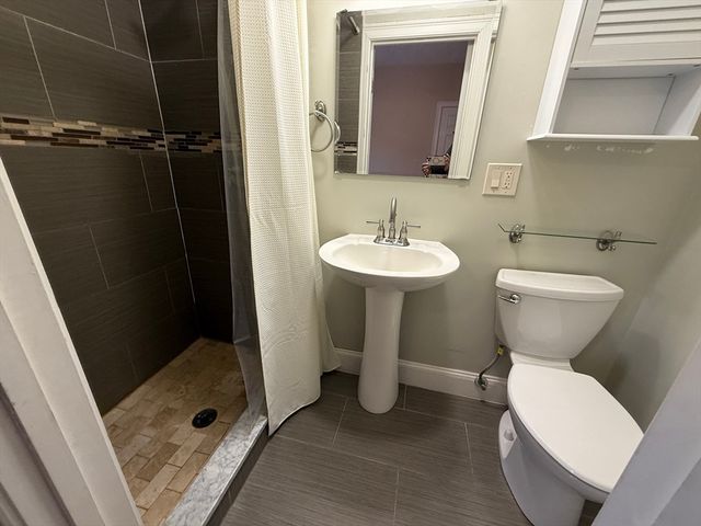 25 Ralph Piteri Ter 3, Watertown, MA 02472