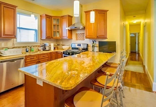 25 Ralph Piteri Ter 3, Watertown, MA 02472