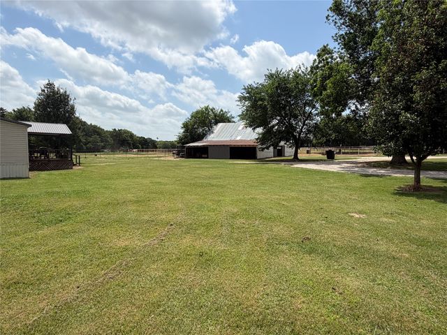 4709 Fm 2383, Whitesboro, TX 76273