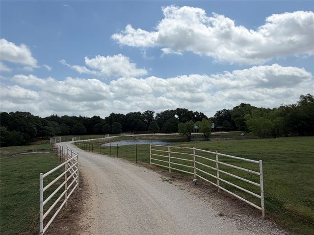 4709 Fm 2383, Whitesboro, TX 76273