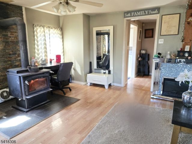 125 Bowerstown Rd, Washington Twp., NJ 07882