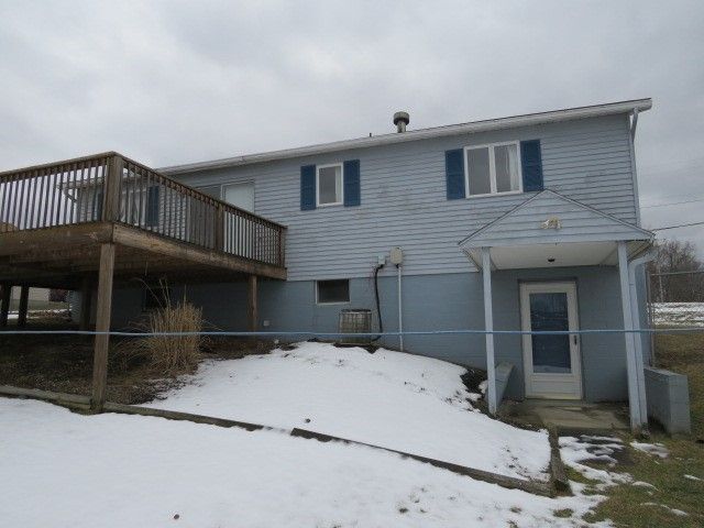 362 Hopewell Rd, Luzerne Twp, PA 15417