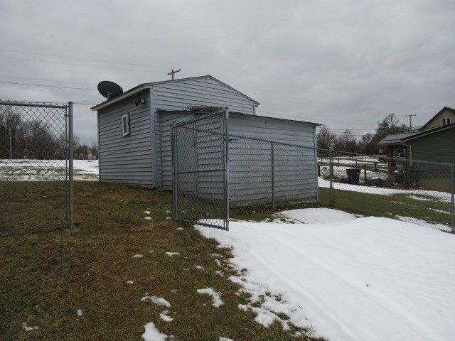 362 Hopewell Rd, Luzerne Twp, PA 15417