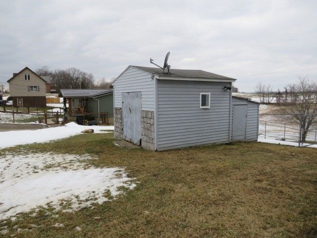 362 Hopewell Rd, Luzerne Twp, PA 15417