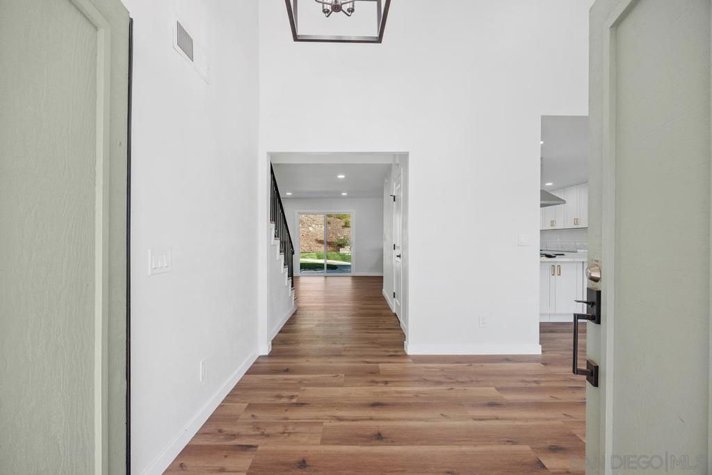 4566 Hancock Cir, Oceanside, CA 92056 — photo 3