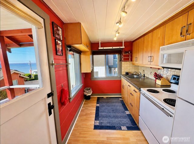 522 12th Street, Bellingham, WA 98225