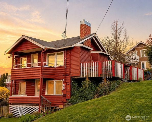 522 12th Street, Bellingham, WA 98225