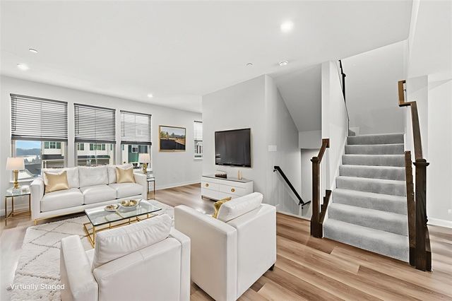 6004 Augusta Ln, Penn Twp, PA 15644