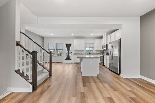 6004 Augusta Ln, Penn Twp, PA 15644