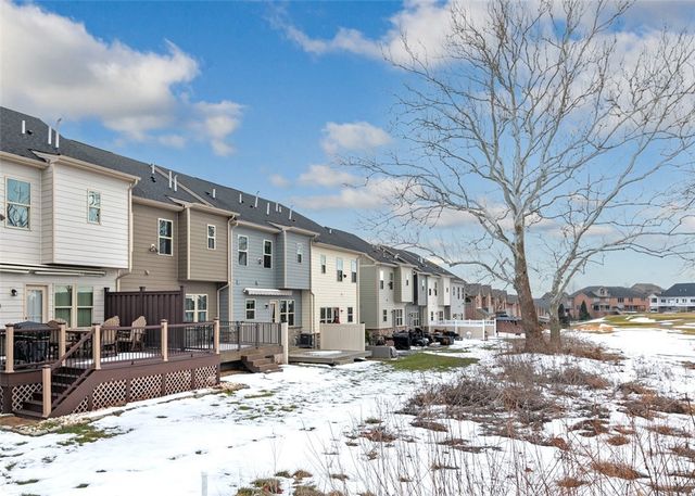 6004 Augusta Ln, Penn Twp, PA 15644