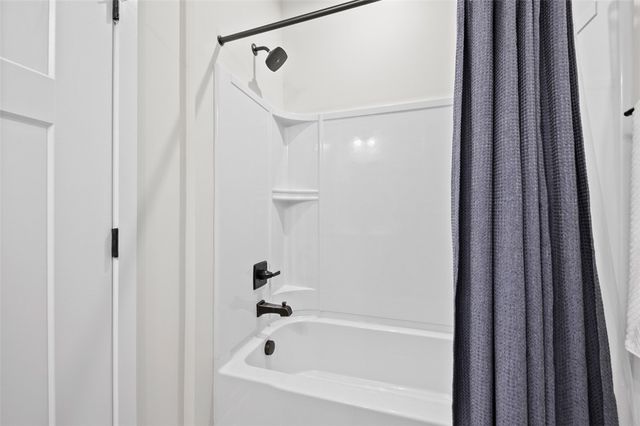 6004 Augusta Ln, Penn Twp, PA 15644