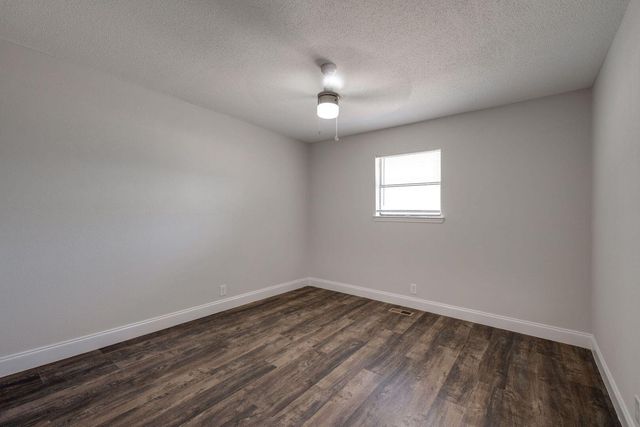 718 Salem Road A, Rossville, GA 30741