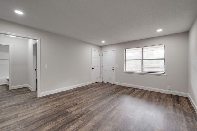 718 Salem Road A, Rossville, GA 30741