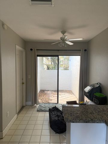 6125 Via Laguna Lane, Boca Raton, FL 33433