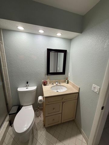 6125 Via Laguna Lane, Boca Raton, FL 33433
