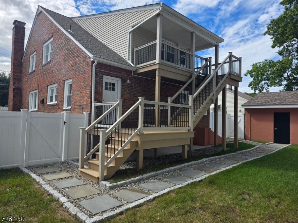 260 Lincoln Ave, Totowa Boro, NJ 07512 — photo 2
