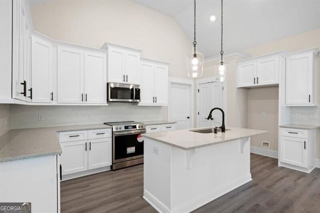 150 Doris Path, Dallas, GA 30157