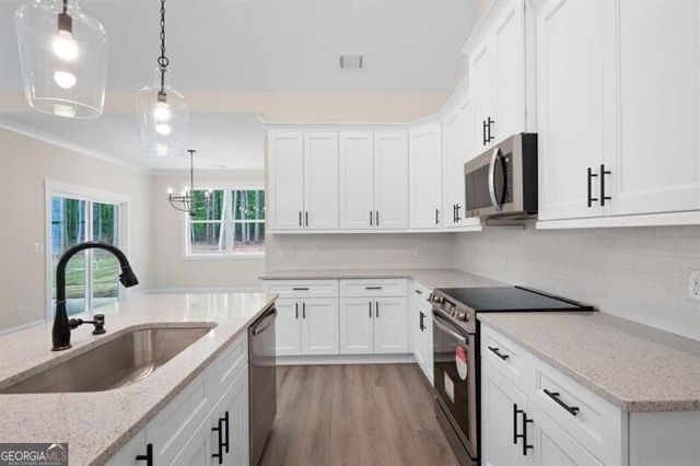 150 Doris Path, Dallas, GA 30157