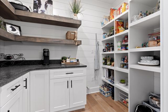 1440 Bowman Road, Hixson, TN 37343