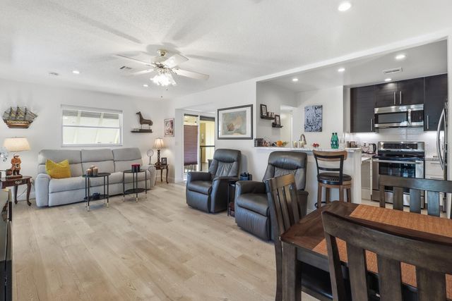 120 HIBISCUS WOODS COURT 3B, Deltona, FL 32725