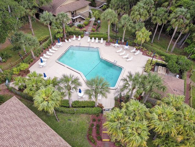 120 HIBISCUS WOODS COURT 3B, Deltona, FL 32725