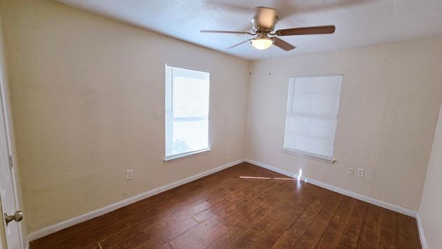 810 E 14th St, Odessa, TX 79761